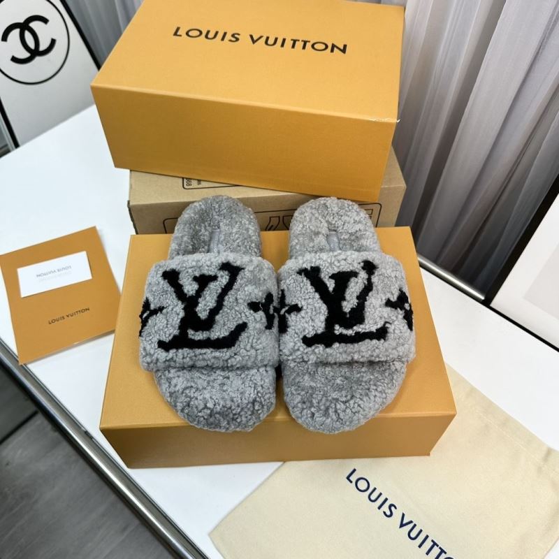 Louis Vuitton Slippers